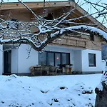 Edelweiss Bed & Breakfast 3*