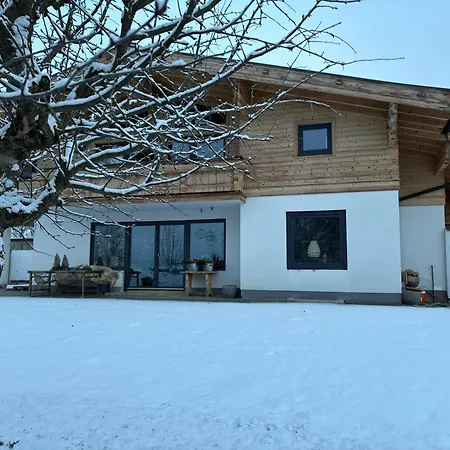 Edelweiss Bed & Breakfast Saalfelden