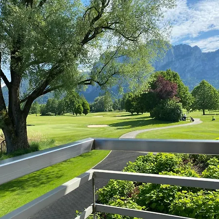 Edelweiss Bed & Breakfast 3*