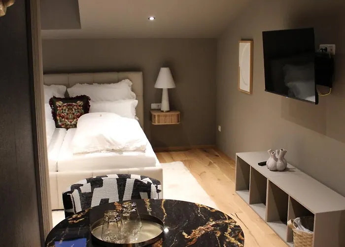 Edelweiss فندق مبيت وإفطار 3*