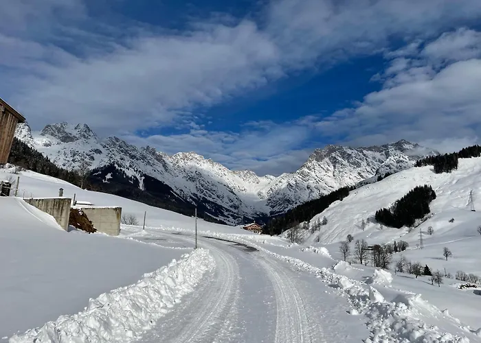 Edelweiss Nocleg ze śniadaniem 3*