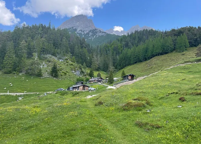 Edelweiss Nocleg ze śniadaniem 3*